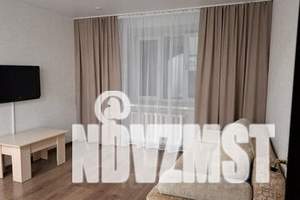 1-к квартира, посуточно, 40м2, 4/6 этаж