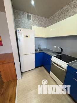 Студия квартира, посуточно, 27м2, 3/9 этаж