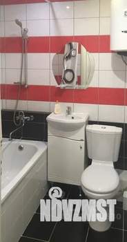 Студия квартира, посуточно, 30м2, 5/10 этаж