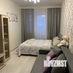 1-к квартира, посуточно, 40м2, 5/9 этаж