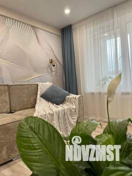 Студия квартира, посуточно, 32м2, 11/17 этаж