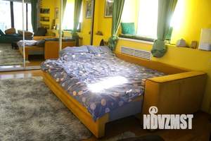 Студия квартира, посуточно, 40м2, 5/5 этаж