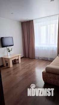 1-к квартира, посуточно, 39м2, 4/6 этаж