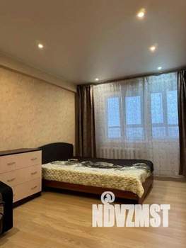 1-к квартира, посуточно, 32м2, 1/1 этаж