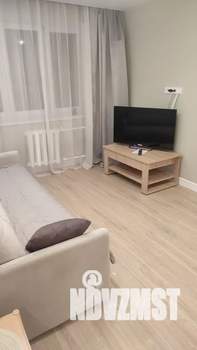 1-к квартира, посуточно, 37м2, 7/10 этаж