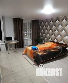 Студия квартира, посуточно, 30м2, 6/9 этаж