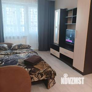 Студия квартира, посуточно, 29м2, 4/17 этаж