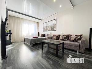 1-к квартира, посуточно, 40м2, 1/1 этаж