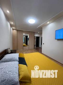 Студия квартира, посуточно, 40м2, 9/10 этаж