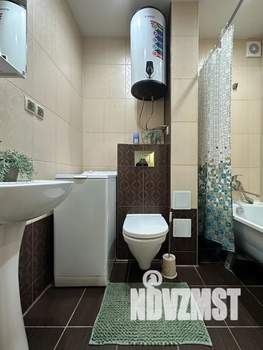 1-к квартира, посуточно, 35м2, 4/17 этаж