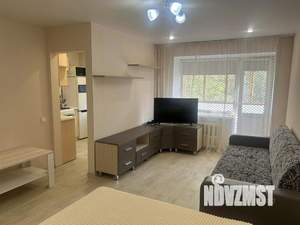 1-к квартира, посуточно, 35м2, 1/1 этаж