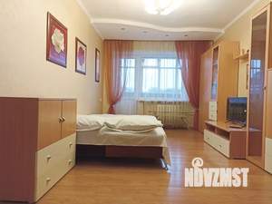 2-к квартира, посуточно, 48м2, 5/5 этаж