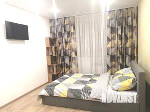 Студия квартира, посуточно, 29м2, 1/10 этаж