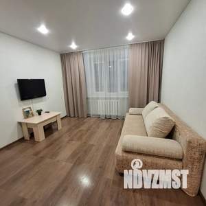 1-к квартира, посуточно, 40м2, 4/6 этаж