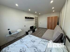 1-к квартира, посуточно, 37м2, 8/10 этаж