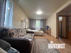 1-к квартира, посуточно, 33м2, 4/5 этаж