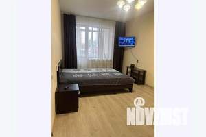 1-к квартира, посуточно, 39м2, 2/10 этаж