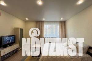 1-к квартира, посуточно, 35м2, 4/5 этаж