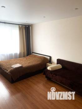 1-к квартира, посуточно, 35м2, 4/5 этаж
