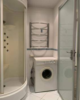 Студия квартира, на длительный срок, 42м2, 1/10 этаж