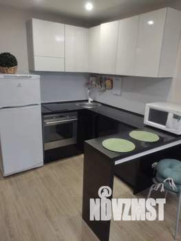 Студия квартира, посуточно, 25м2, 1/17 этаж