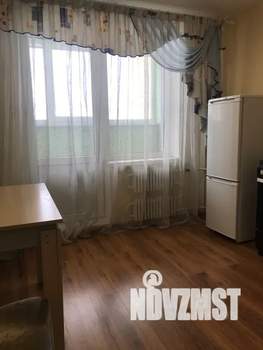 1-к квартира, посуточно, 42м2, 6/16 этаж