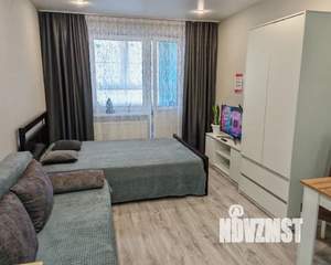 Студия квартира, посуточно, 30м2, 3/17 этаж