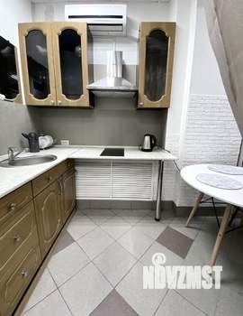 2-к квартира, посуточно, 65м2, 1/10 этаж