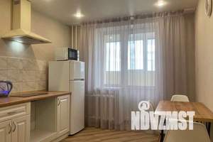 1-к квартира, посуточно, 40м2, 8/10 этаж