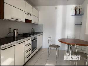 Студия квартира, на длительный срок, 42м2, 1/10 этаж