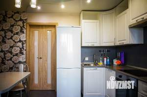 1-к квартира, посуточно, 38м2, 10/10 этаж