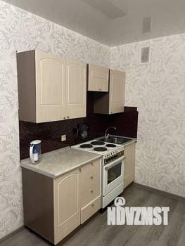 Студия квартира, на длительный срок, 32м2, 7/18 этаж