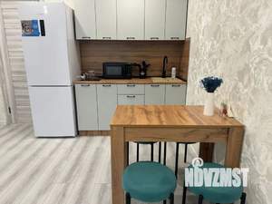 Студия квартира, посуточно, 34м2, 1/17 этаж