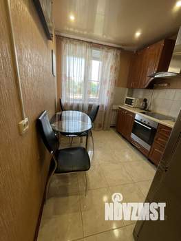 1-к квартира, посуточно, 35м2, 6/9 этаж