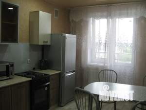 1-к квартира, посуточно, 35м2, 6/9 этаж