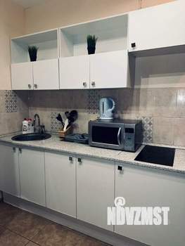 Студия квартира, посуточно, 27м2, 15/18 этаж