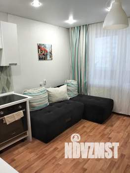 1-к квартира, посуточно, 42м2, 1/10 этаж