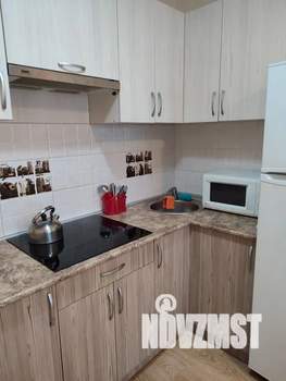 Студия квартира, посуточно, 28м2, 12/17 этаж