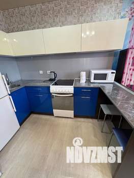 Студия квартира, посуточно, 27м2, 3/9 этаж