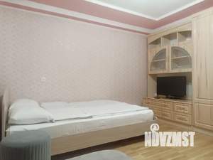 1-к квартира, посуточно, 37м2, 5/11 этаж