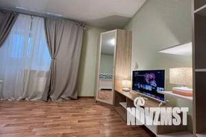 1-к квартира, посуточно, 39м2, 8/10 этаж