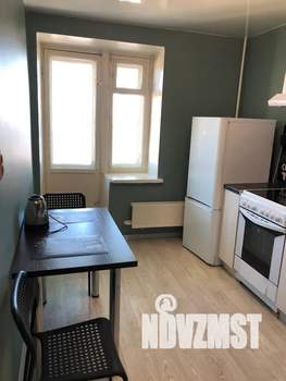 1-к квартира, посуточно, 38м2, 9/9 этаж