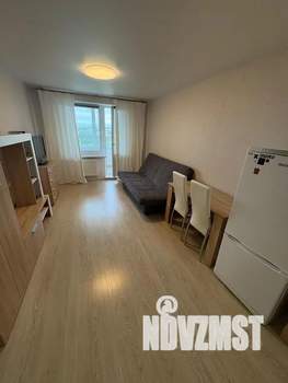 Студия квартира, посуточно, 23м2, 10/17 этаж