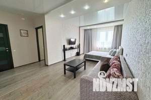 1-к квартира, посуточно, 40м2, 16/22 этаж