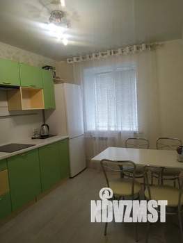 1-к квартира, посуточно, 35м2, 1/10 этаж