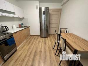 1-к квартира, посуточно, 54м2, 1/1 этаж