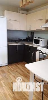 Студия квартира, посуточно, 48м2, 16/16 этаж