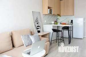 Студия квартира, посуточно, 30м2, 7/17 этаж