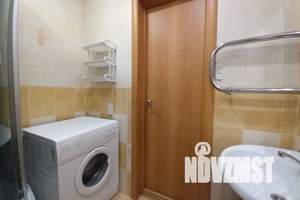 1-к квартира, посуточно, 39м2, 7/10 этаж