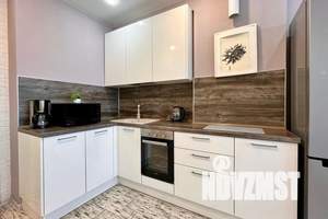 1-к квартира, посуточно, 40м2, 12/21 этаж